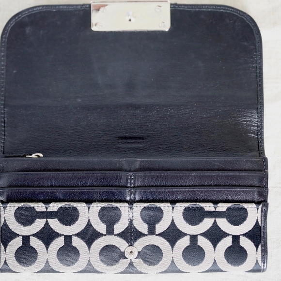 Coach Wallet in very good condition - Picture 4 of 8